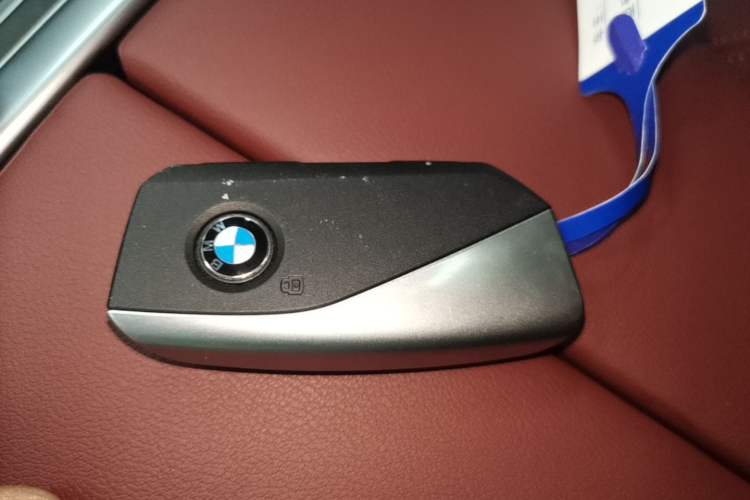 Used BMW X5 2023 xDrive 30Li Luxury M Sport Night Edition Package Vehicle Key