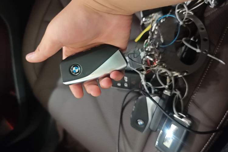 Used BMW X5 2023 xDrive 30Li Luxury M Sport Package Vehicle Key