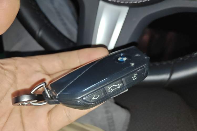 Used BMW X5 2023 xDrive 40Li M Sport Night Edition Package Vehicle Key