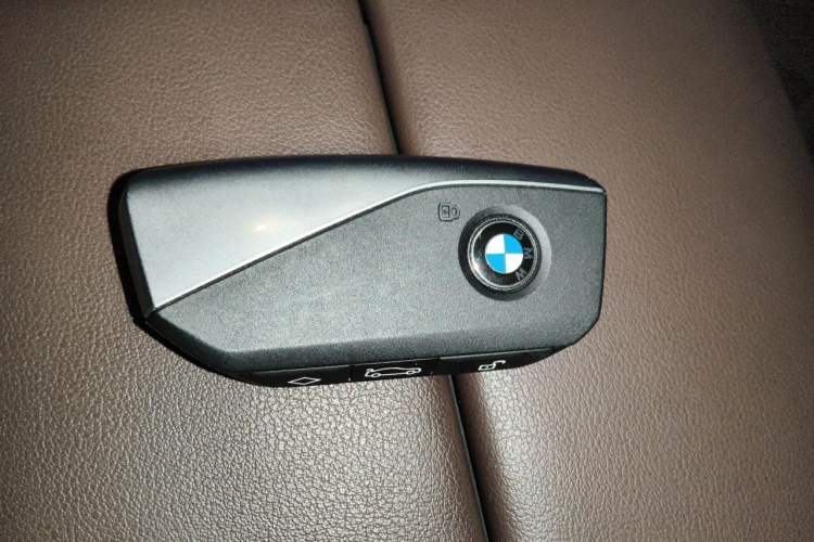 Used BMW X5 2023 xDrive 40Li M Sport Package Vehicle Key