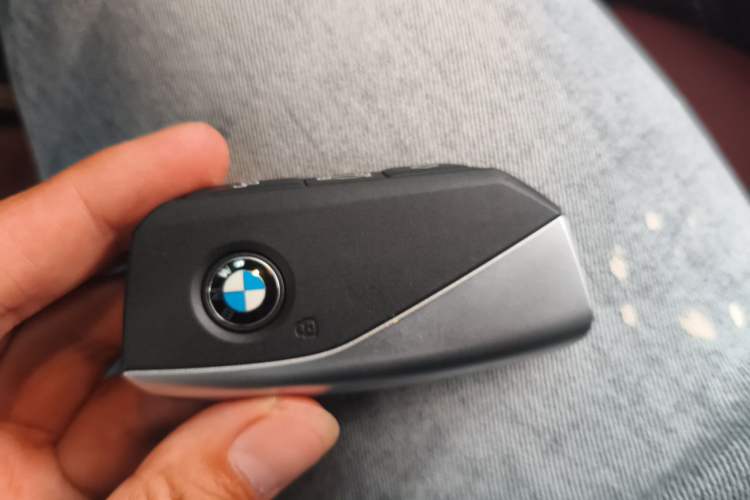 Used BMW X5 2023 xDrive 40Li M Sport Package Vehicle Key