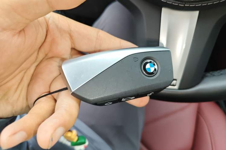 Used BMW X5 2023 xDrive 40Li M Sport Night Edition Package Vehicle Key