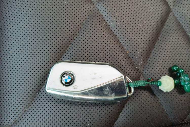 Used BMW X5 2023 xDrive 30Li Luxury M Sport Night Edition Package Vehicle Key