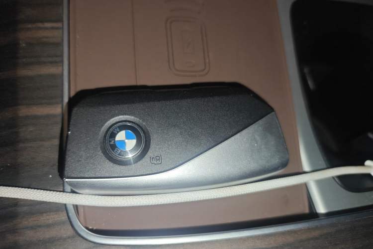 Used BMW X5 2023 xDrive 40Li M Sport Night Edition Package Vehicle Key