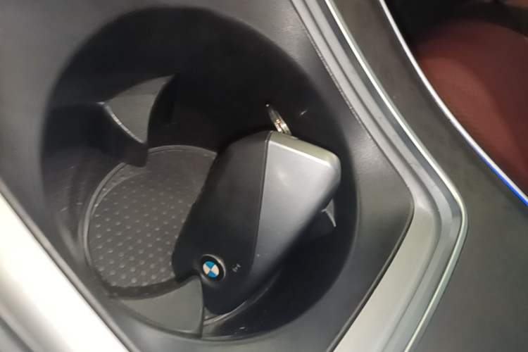 Used BMW X5 2023 xDrive 30Li Luxury M Sport Package Vehicle Key