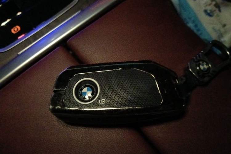 Used BMW X5 2023 xDrive 30Li Luxury M Sport Night Edition Package Vehicle Key