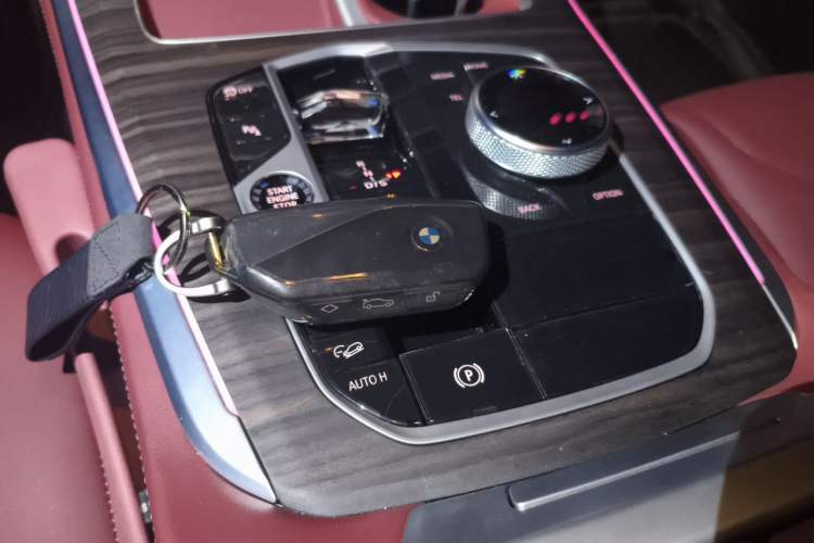 Used BMW X5 2023 xDrive 40Li M Sport Package Vehicle Key
