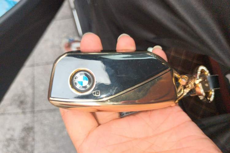 Used BMW X5 2023 xDrive 30Li Luxury M Sport Night Edition Package Vehicle Key