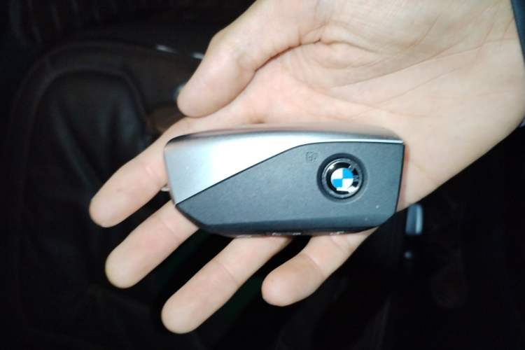 Used BMW X5 2023 xDrive 30Li Luxury M Sport Night Edition Package Vehicle Key