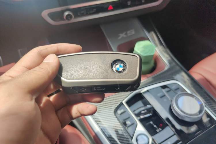 Used BMW X5 2023 xDrive 30Li Luxury M Sport Package Vehicle Key
