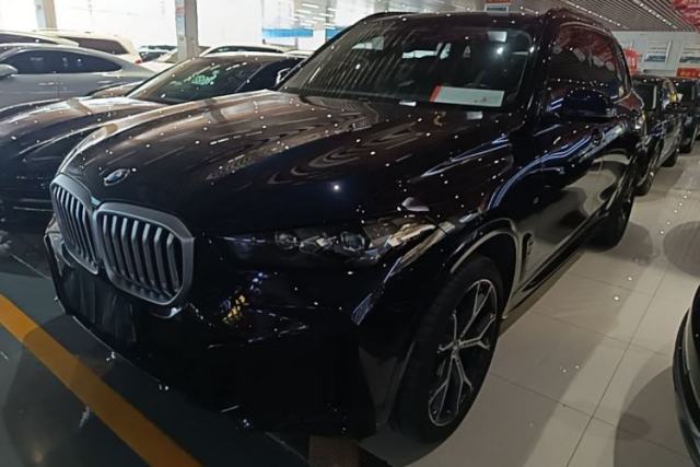 Used BMW X5 2023 xDrive 30Li Luxury M Sport Night Edition Package