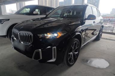Used BMW X5 2023 xDrive 30Li Luxury M Sport Package