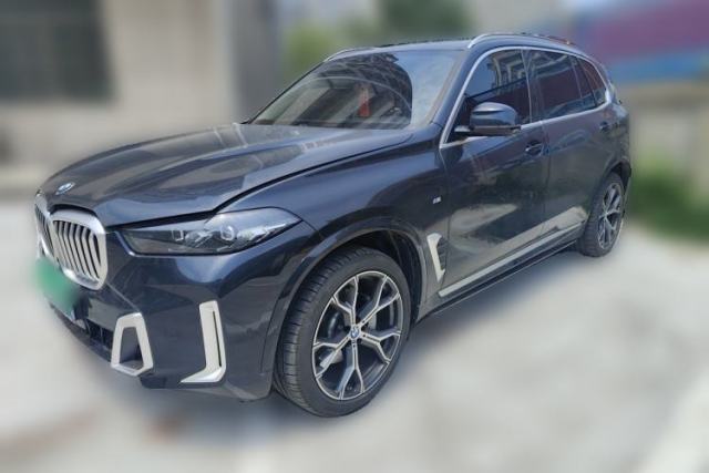 Used BMW X5 2023 xDrive 30Li Luxury M Sport Package