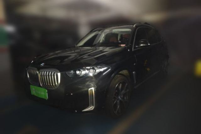 BMW X5 2023 xDrive 30Li Luxury M Sport Package с пробегом