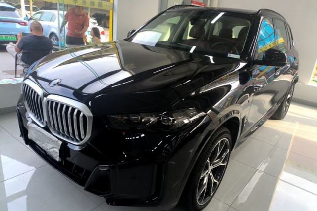 Used BMW X5 2023 xDrive 30Li Luxury M Sport Night Edition Package