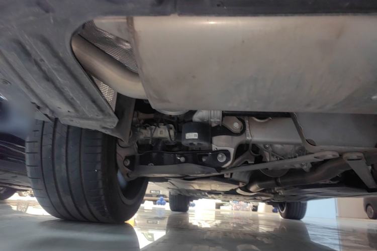 Used BMW X5 2023 xDrive 30Li Luxury M Sport Package Chassis Rear Left