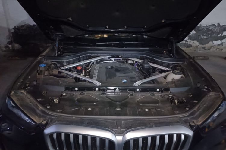 Used BMW X5 2023 xDrive 40Li M Sport Night Edition Package Engine Bay