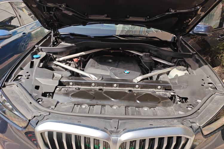 Used BMW X5 2023 xDrive 30Li Luxury M Sport Night Edition Package Engine Bay