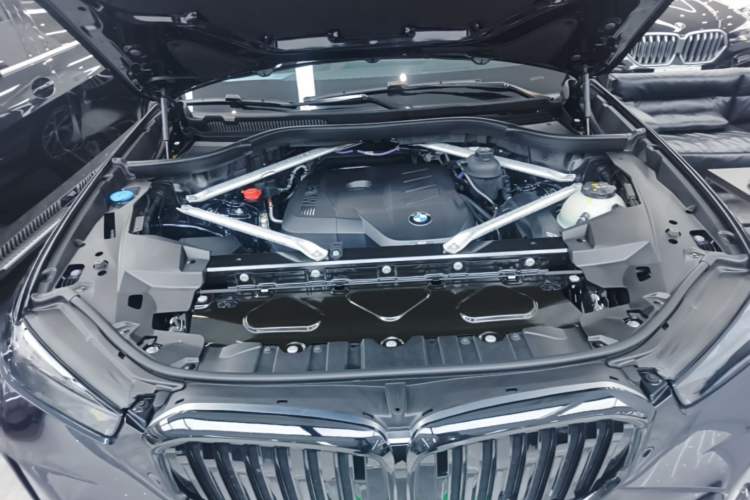 Used BMW X5 2023 xDrive 30Li Luxury M Sport Night Edition Package Engine Bay