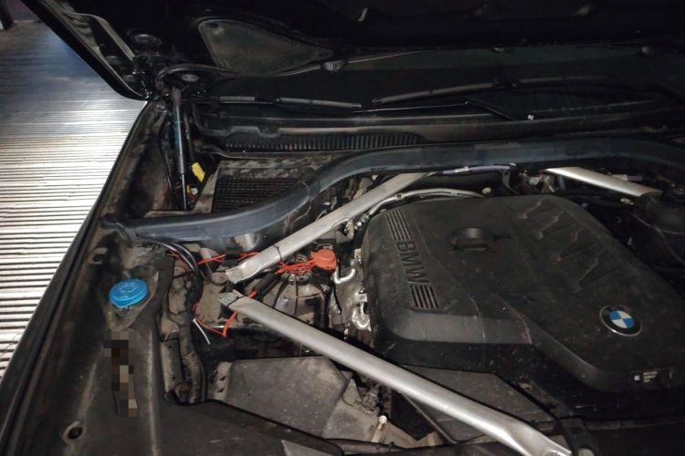 Used BMW X5 2023 xDrive 30Li Luxury M Sport Night Edition Package Engine Bay Right