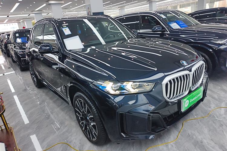 Used BMW X5 2023 xDrive 40Li M Sport Night Edition Package Exterior 1