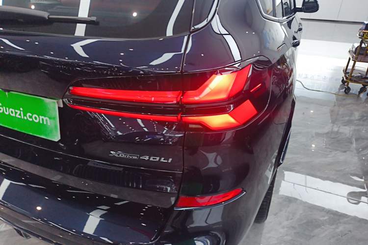 Used BMW X5 2023 xDrive 40Li M Sport Night Edition Package Exterior 3