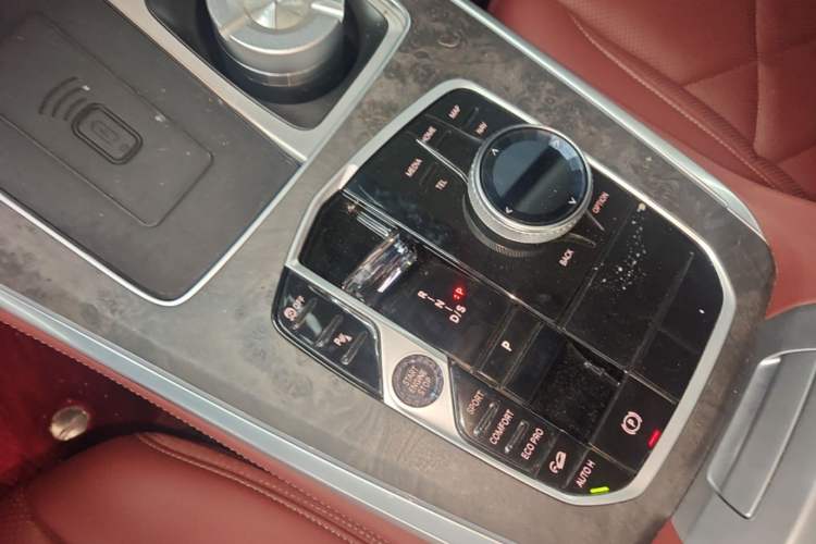 Used BMW X5 2023 xDrive 30Li Luxury M Sport Night Edition Package Gear Lever