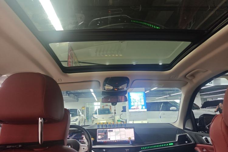 Used BMW X5 2023 xDrive 30Li Luxury M Sport Night Edition Package Headliner