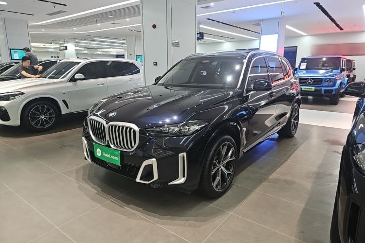 Used BMW X5 2023 xDrive 30Li Luxury M Sport Package Guazi used car, China used car export, Used car for sale, Used BMW cars, Cheapest cars for sale
