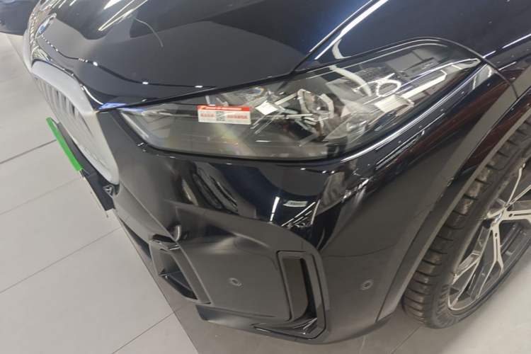 Used BMW X5 2023 xDrive 30Li Luxury M Sport Night Edition Package Left Front Headlight