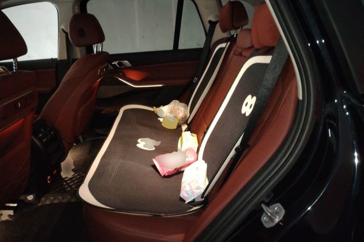 Used BMW X5 2023 xDrive 30Li Luxury M Sport Night Edition Package Left Rear Seat
