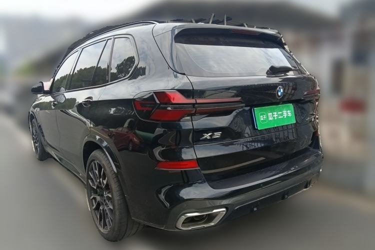 Used BMW X5 2023 xDrive 40Li M Sport Night Edition Package Rear Left 45 Deg