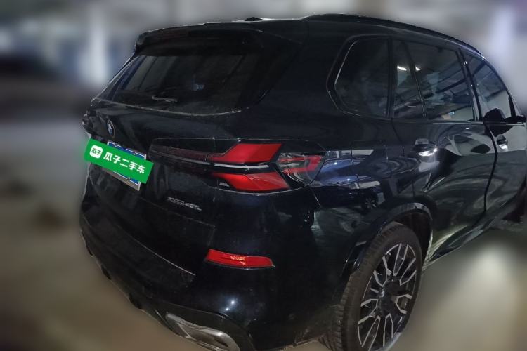 Used BMW X5 2023 xDrive 40Li M Sport Night Edition Package Rear Right 45 Deg