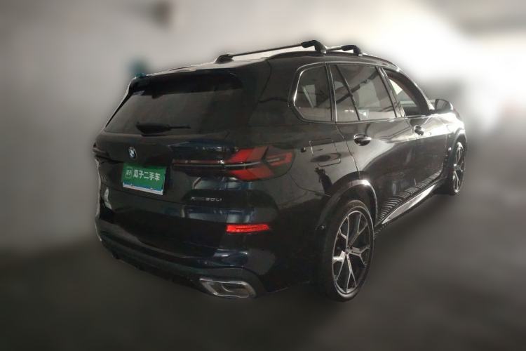 Used BMW X5 2023 xDrive 30Li Luxury M Sport Night Edition Package Rear Right 45 Deg