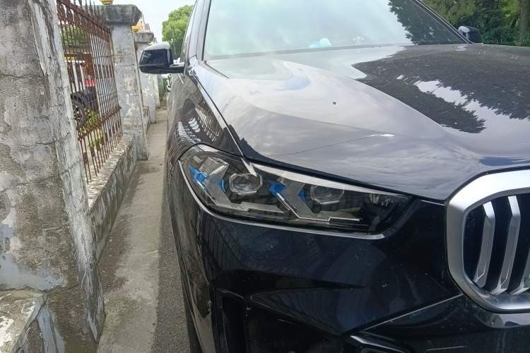 Used BMW X5 2023 xDrive 40Li M Sport Night Edition Package Right Front Headlight