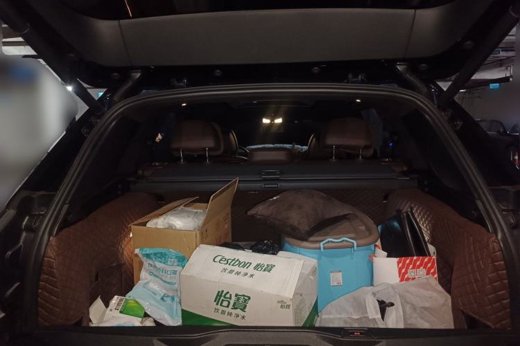 Used BMW X5 2023 xDrive 40Li M Sport Night Edition Package Trunk