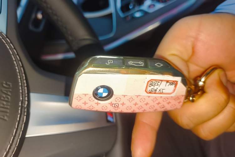 Used BMW X5 2023 xDrive 30Li Luxury M Sport Night Edition Package Vehicle Key
