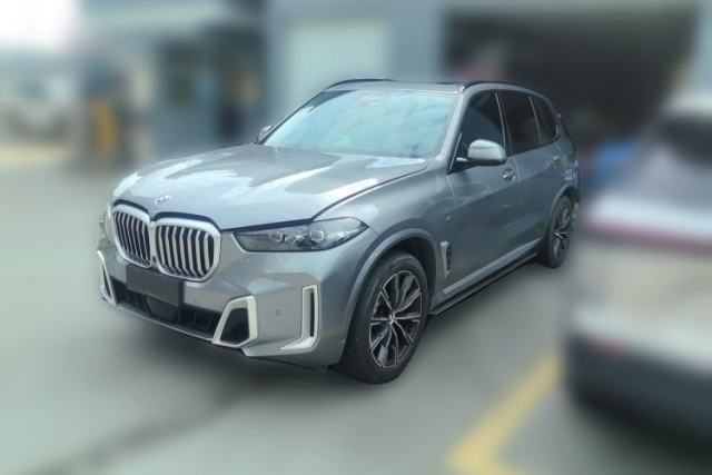 Used BMW X5 2023 xDrive 30Li M Sport Package
