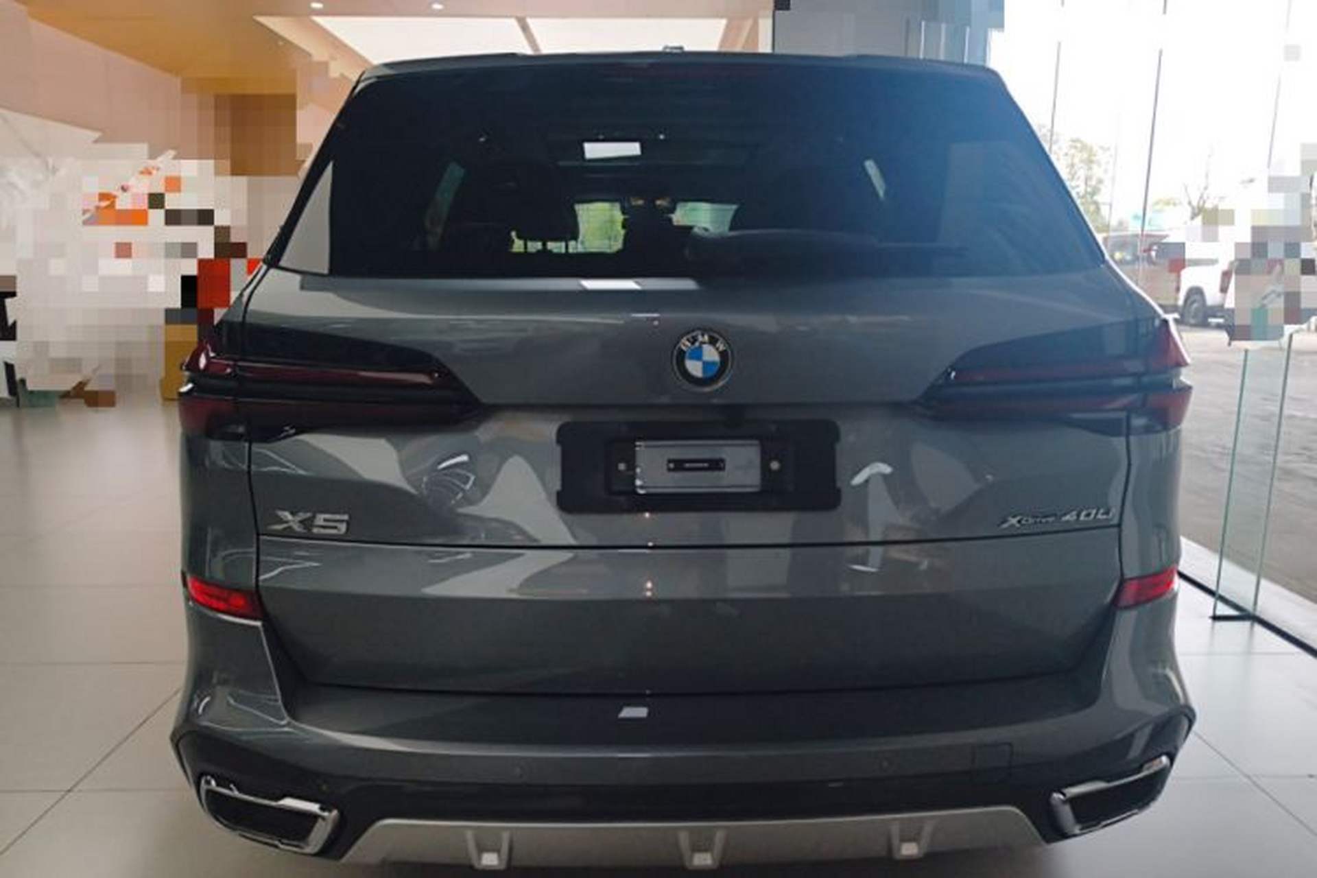 Used BMW X5 2023 xDrive 30Li Luxury M Sport Package Rear