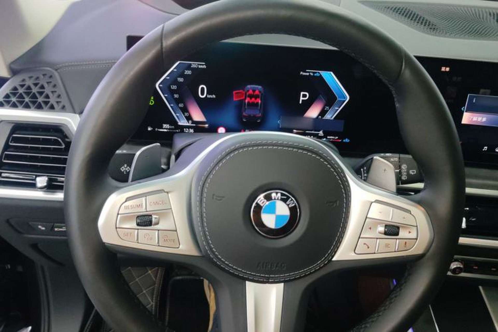 Used BMW X5 2023 xDrive 30Li Luxury M Sport Package Steering Wheel