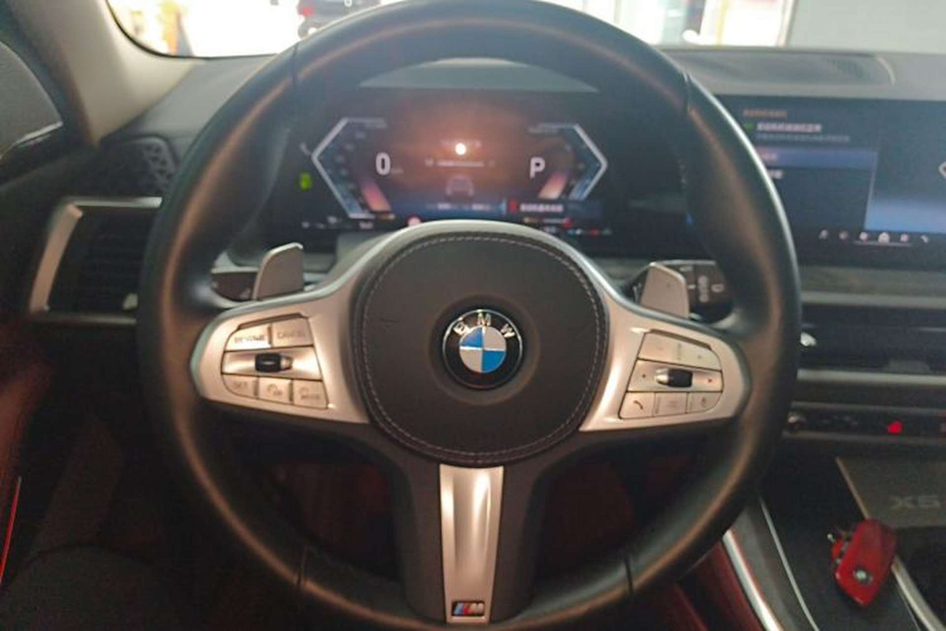 Used BMW X5 2023 xDrive 30Li Luxury M Sport Package Steering Wheel