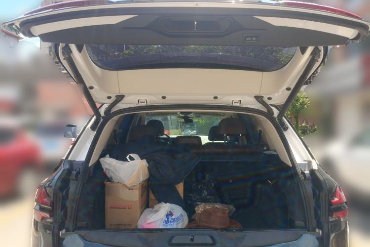 Used BMW X5 2023 xDrive 30Li M Sport Package Trunk