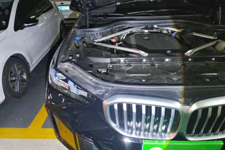 Used BMW X5 2023 xDrive 40Li M Sport Night Edition Package Engine Bay Right