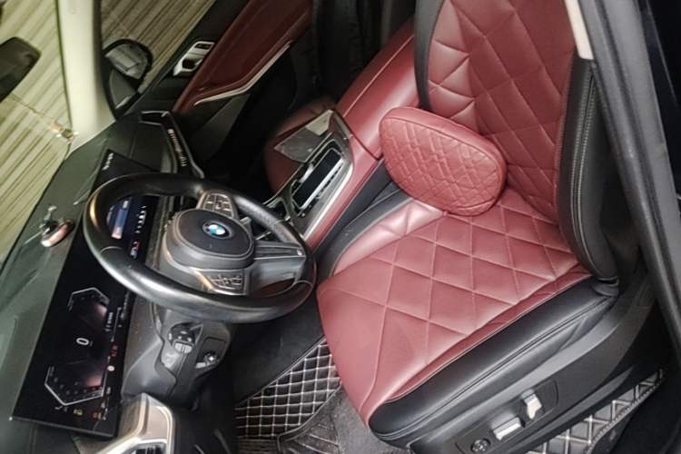 Used BMW X5 2023 xDrive 30Li Luxury M Sport Night Edition Package Left Front Seat