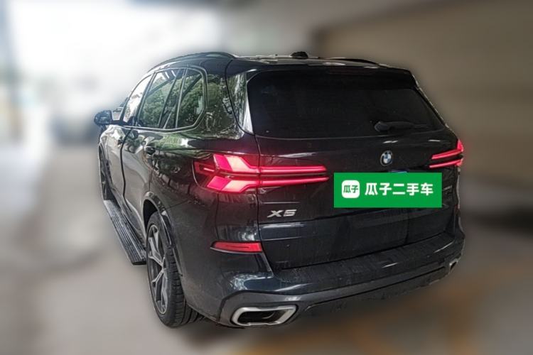 Used BMW X5 2023 xDrive 30Li Luxury M Sport Night Edition Package Rear Left 45 Deg