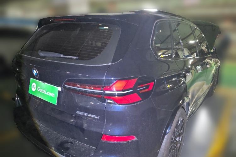 Used BMW X5 2023 xDrive 40Li M Sport Night Edition Package Rear Right 45 Deg