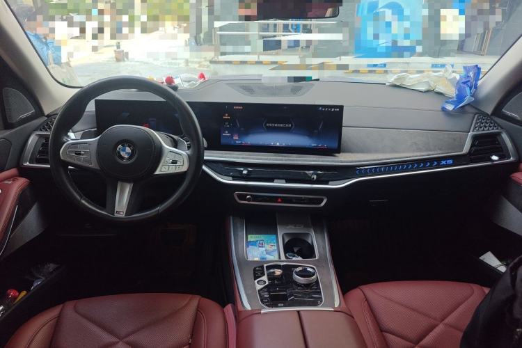 Used BMW X5 2023 xDrive 30Li Luxury M Sport Night Edition Package Center Console