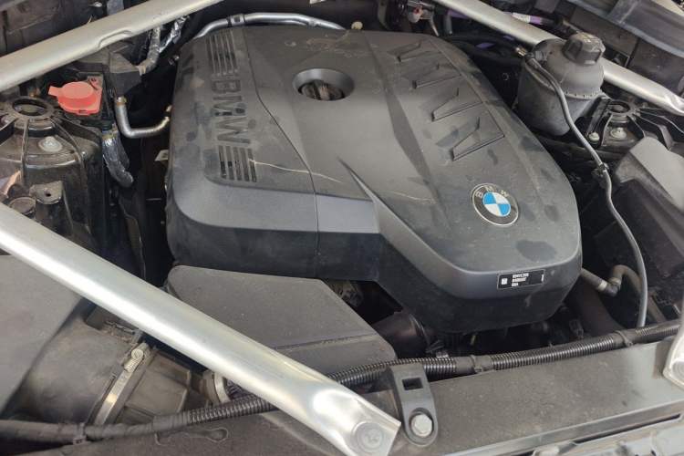 Used BMW X5 2023 xDrive 30Li Luxury M Sport Night Edition Package Engine Bay Right