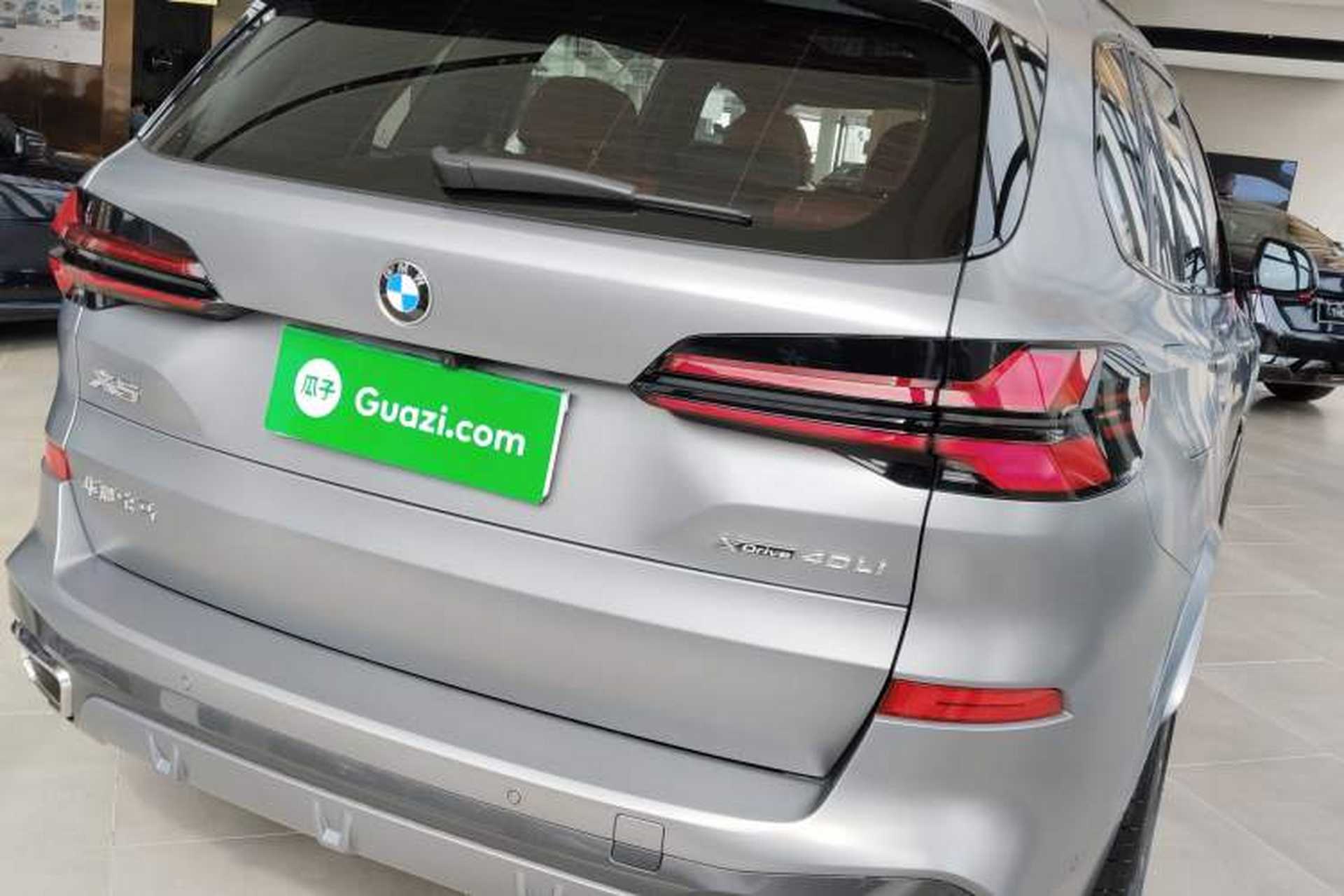 Used BMW X5 2023 xDrive 40Li Luxury Edition M Sport Night Vision Package Exterior 4