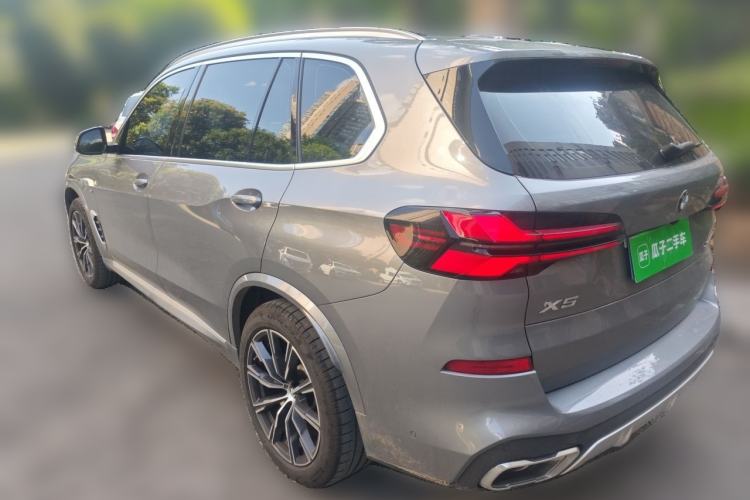 Used BMW X5 2023 xDrive 30Li M Sport Package Rear Left 45 Deg